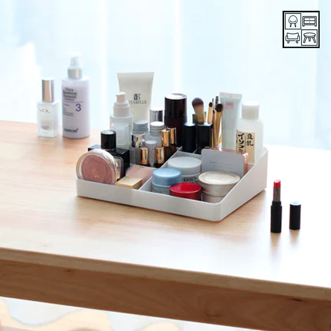 Multiple Compartment Cosmetic Tray